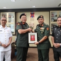 LAWATAN SULUNG PENGARAH PENGURUSAN LATIHAN MARKAS PEMERINTAHAN LATIHAN & DOKTRIN TENTERÀ DARAT KE UMK