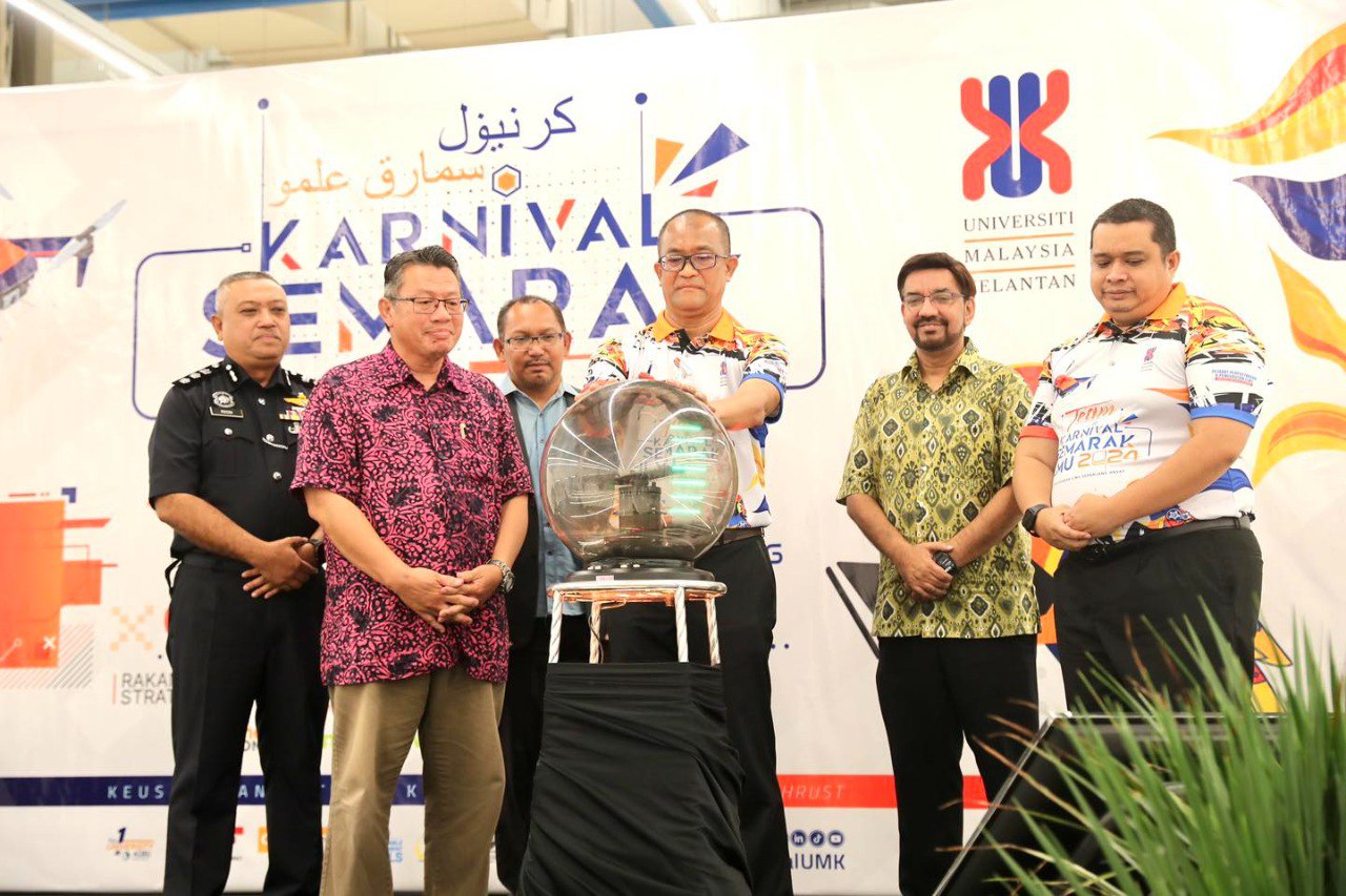 291224-okt-03-01.jpg